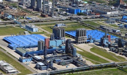 ЧЗПСН-Профнастил поставляет конструкции для Нижнекамскнефтехим